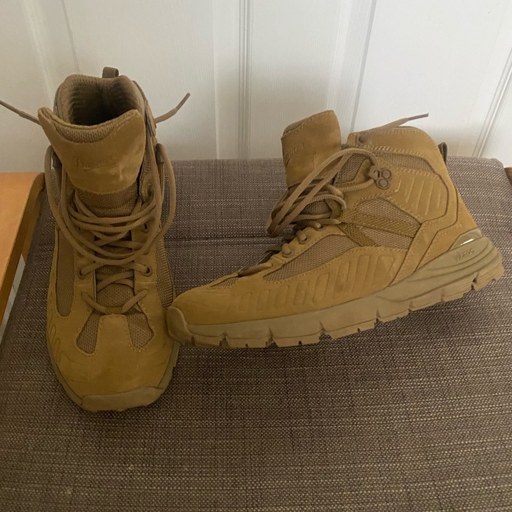 Danner Fullbore hiking boots